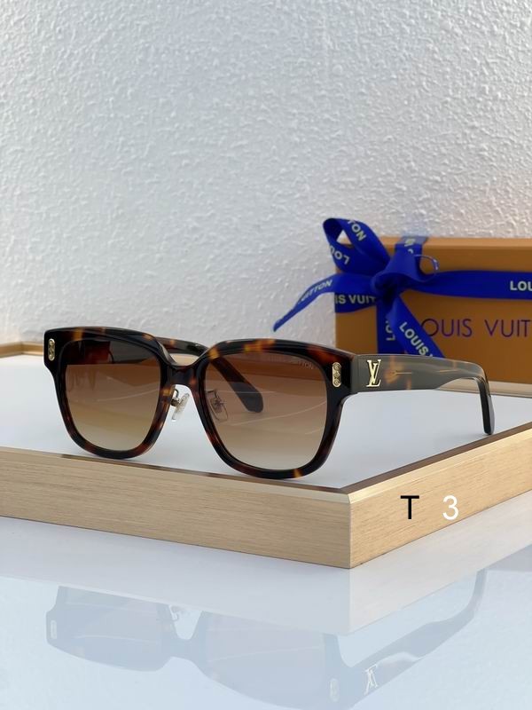 LV Sunglasses 689